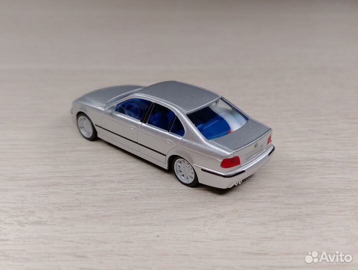 A31.4) BMW 5er E39 (1995-2004) серебро