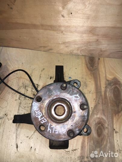 Кулак поворотный правый Geely emgrand