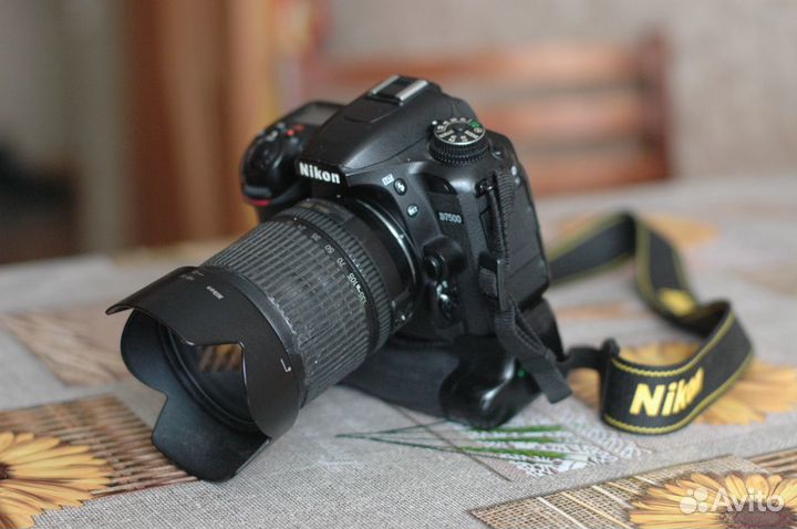 Продаю фотоаппарат Nikon D 7500 Б/У