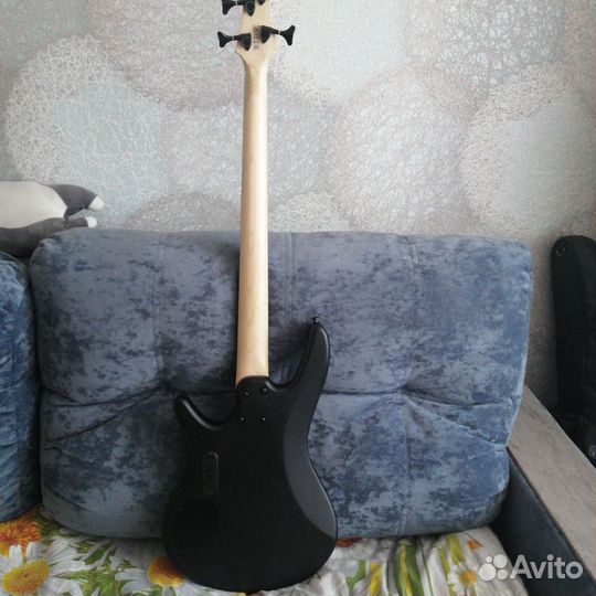 Бас гитара ibanez