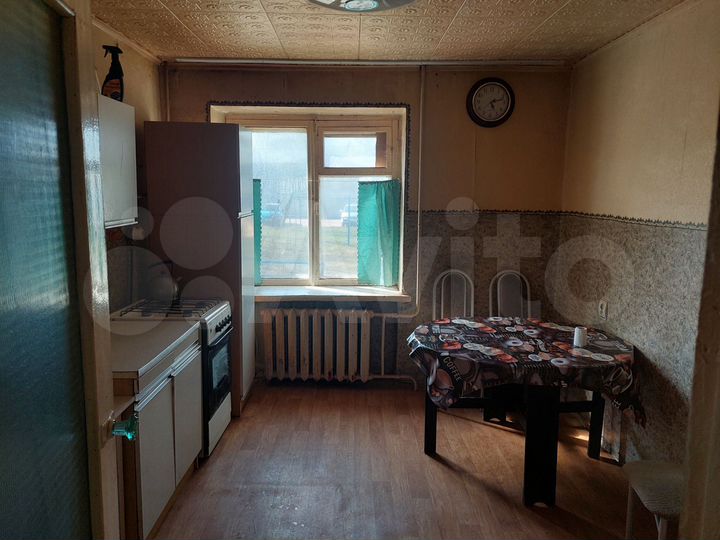3-к. квартира, 70 м², 1/2 эт.