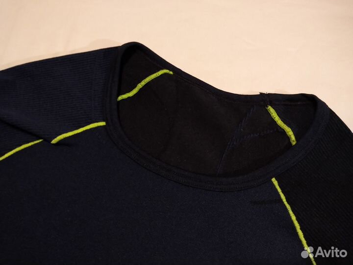 Продается терморубашка odlo