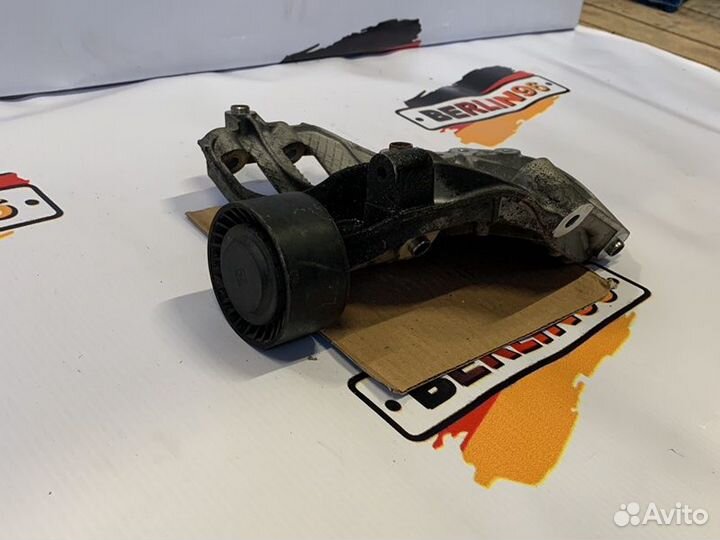 Кронштейн компрессора кондиционера Bmw X5 E70