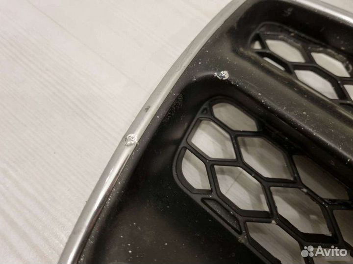 Решетка радиатора Hyundai Santa Fe