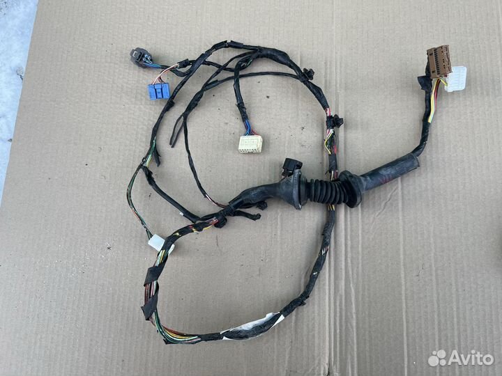 Проводка двери Мицубиси Лансер 10