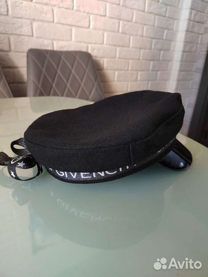 Кепка женская (берет)