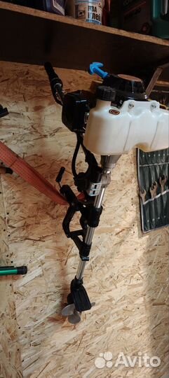 Лодочный мотор