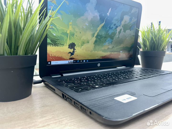 Ноутбук HP i3-6/8Gb/2 видюхи/ SSD