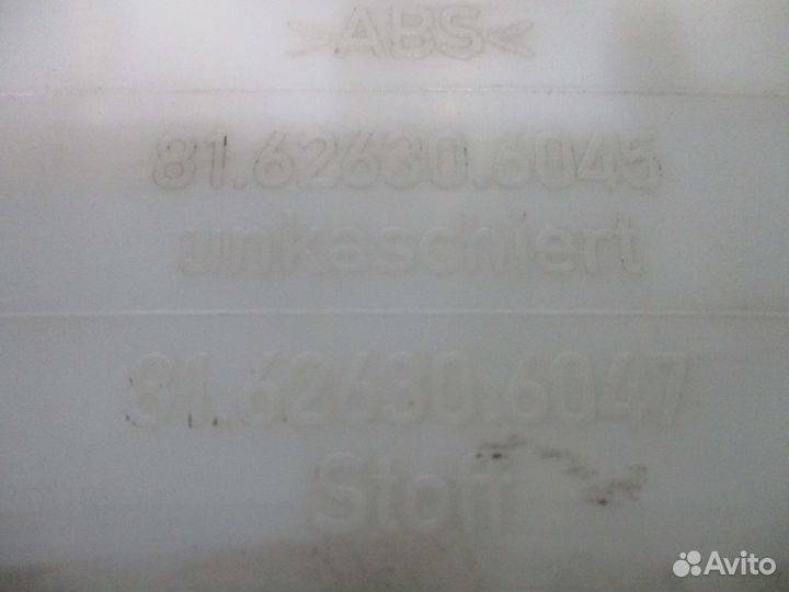 Обшивка двери левая MAN 81626306047