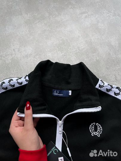 Олимпийка Fred Perry