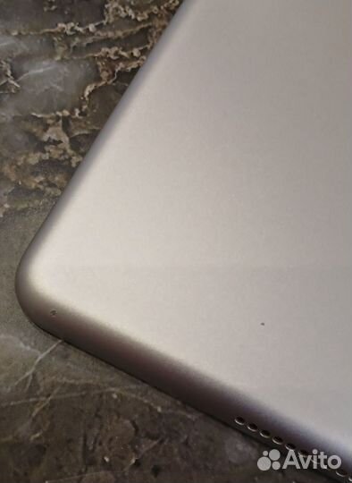 Планшет apple iPad 10.2.2020 32 гб