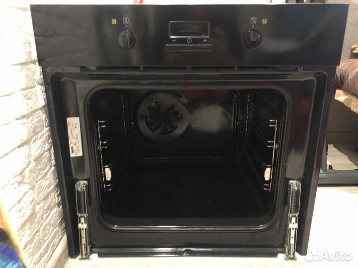 Духовой шкаф Zanussi