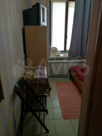 Комната 15 м² в 4-к., 1/4 эт.