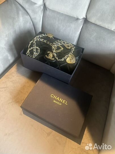 Chanel vip gift сумка на цепочке с сердечками