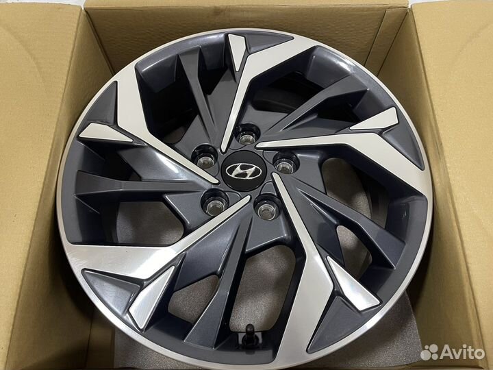 Новые оригинальные диски Hyundai Creta, Kona R17