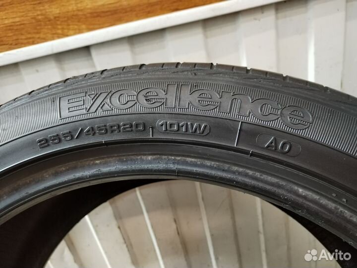 Goodyear Excellence 255/45 R20 101W