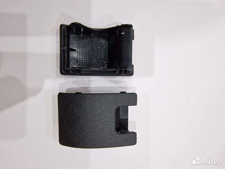 Заглушка IsoFix Nissan