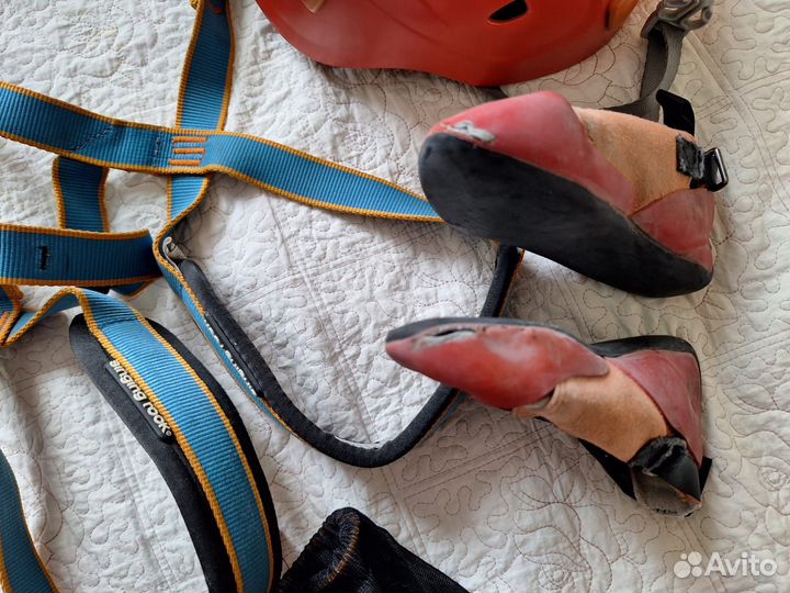 Каска petzl детская, обвязка Singin Rock скальники