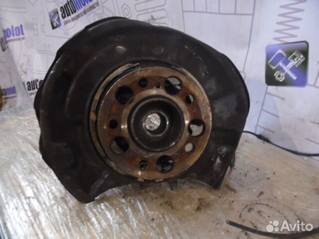 Ступица задняя правая Mercedes-Benz E-Class C219