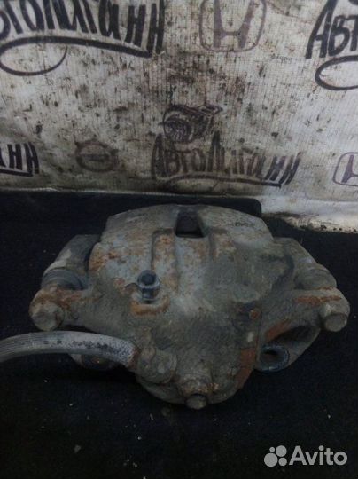 Суппорт передний правый Kia Ceed хэтчбек G4FC 2007