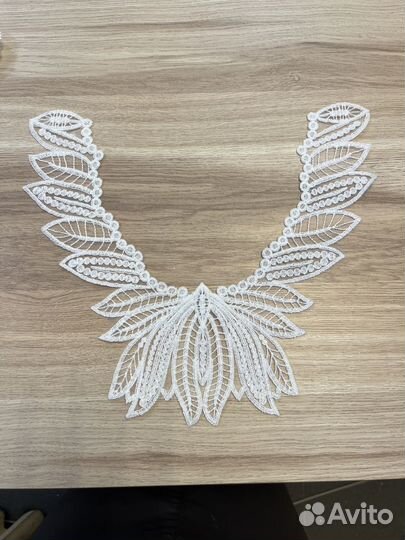 Воротнички кружевные
