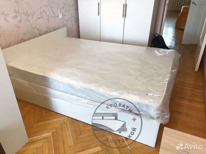Кровать двуспальная