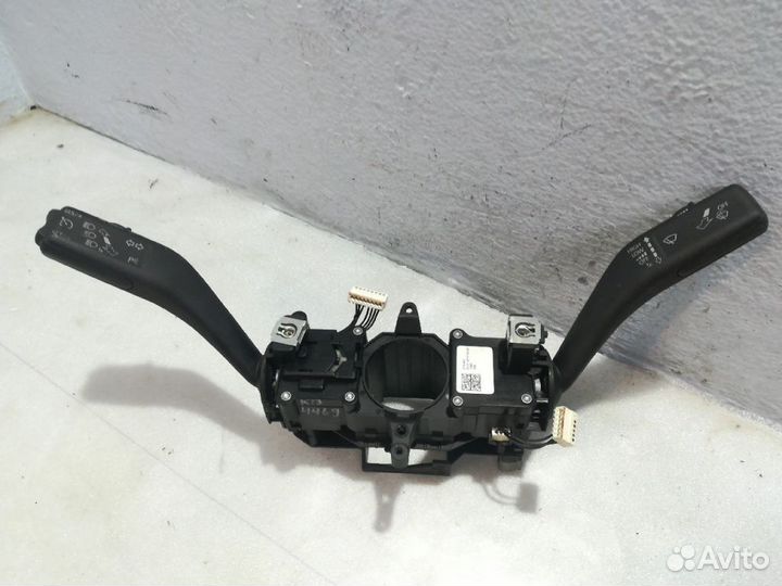 Переключатель подрулевой skoda superb