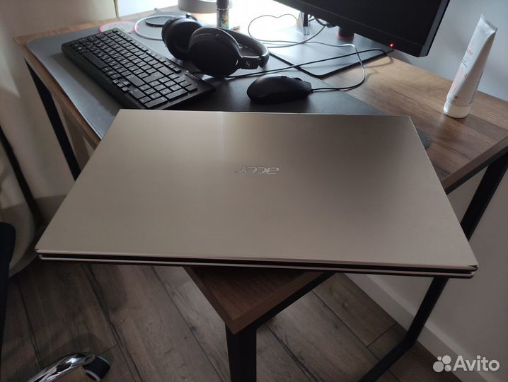 Acer Aspire V3-772g