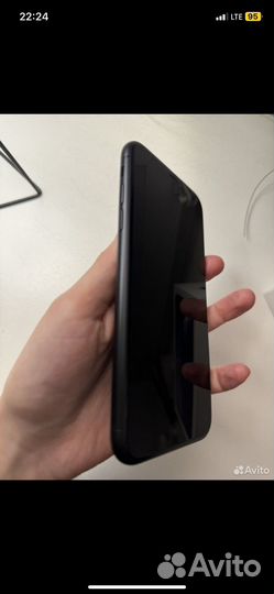 iPhone Xr, 128 ГБ