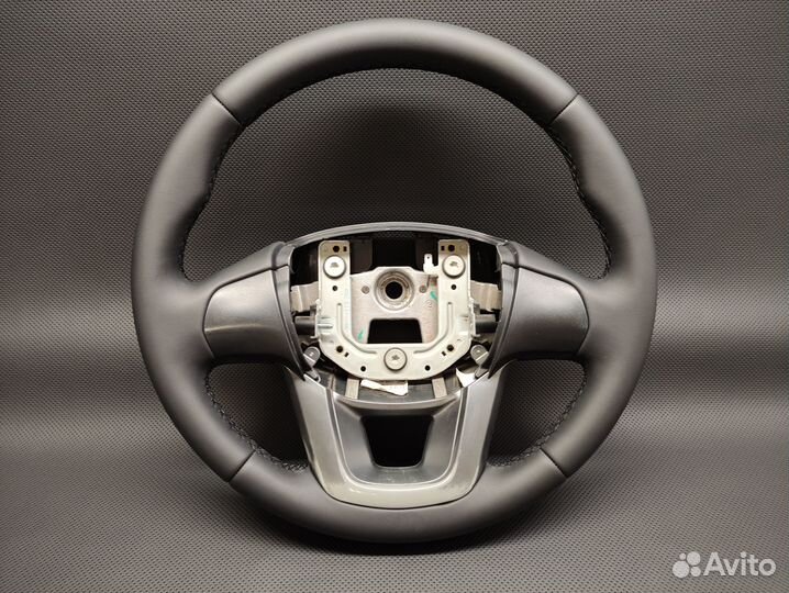 Руль Kia Rio 3 перетянутый на обмен