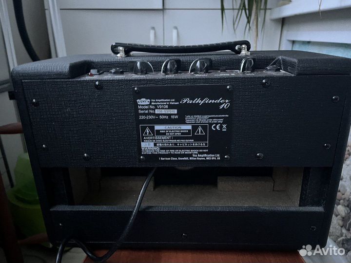 Гитарный комбоусилитель vox pathfinder 10