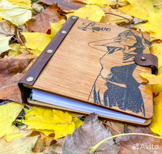 Ежедневник деревянный - на подарок