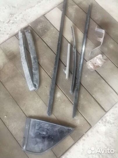 Обшивка двери салон лансер 9