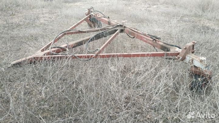 Продам т150 хтз и емкость на шасси