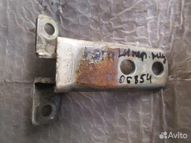 Петля двери передней левой нижняя Chery Fora (A21)