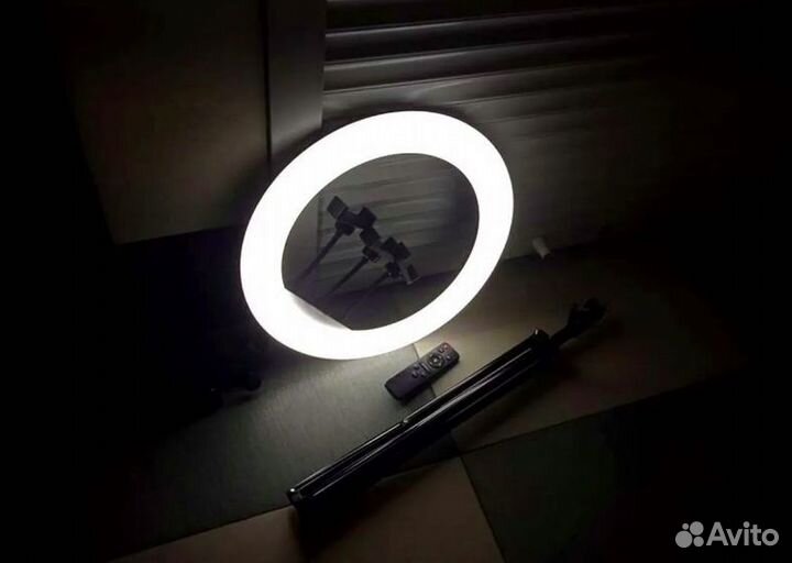 Кольцевая Лампа Со Штативом и С 3 Держателями