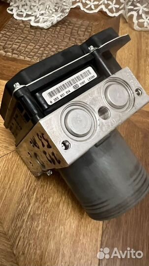 Блок abs на Mersedes w212