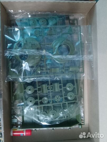 Конструктор/ Сборная модель танка 72