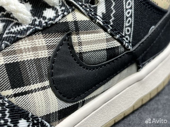 Nike sb Dunk low x Travis Scott