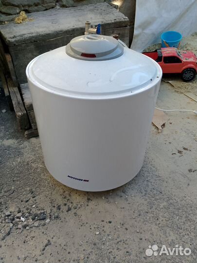 Водонагреватель накопительный 50л