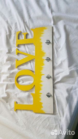 Крючки для одежды love