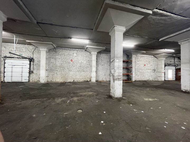 Склад, 1720 м², 1-ый этаж, пандус, отапливаемый