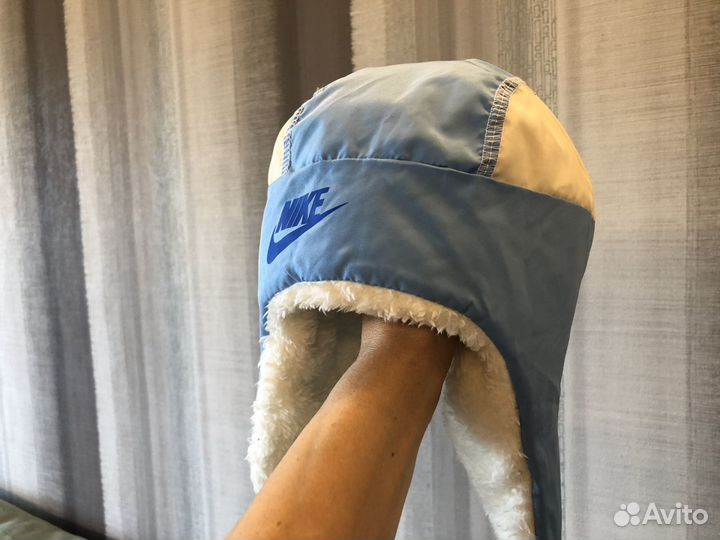 Зимняя шапка Nike новая