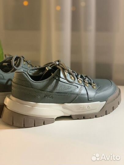 Ботинки (кроссовки кожаные) новые, р.39