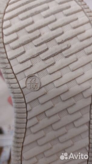 Кроссовки для девочки 22 размер