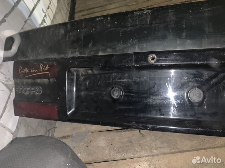 Бленда (накладка под номер) Ford scorpio 1