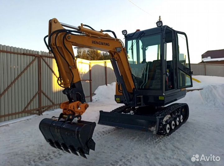 Мини-экскаватор HengWang HW-25, 2024