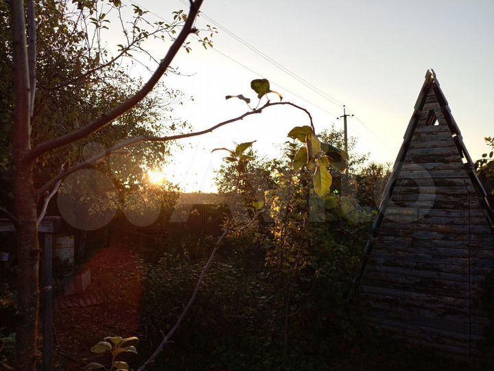 Дом 27 м² на участке 20 сот.