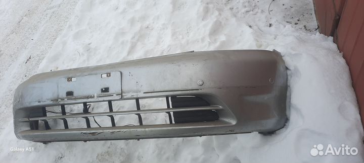 Продам передний бампер хонда стрим