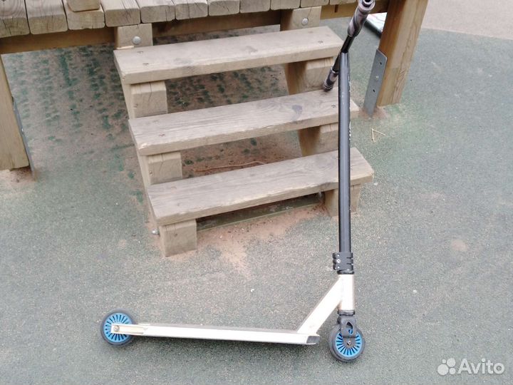 Трюковой самокат